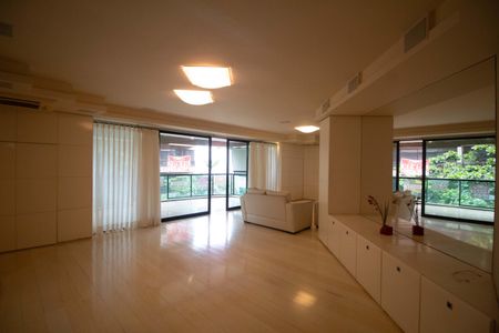 Apartamento à venda com 210m², 3 quartos e 3 vagasSala