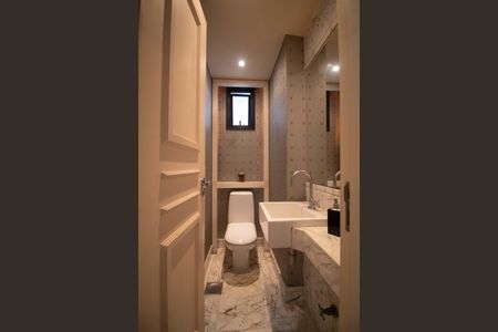 Apartamento à venda com 210m², 3 quartos e 3 vagasLavabo