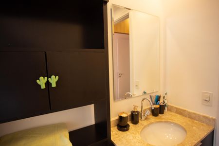 Apartamento à venda com 72m², 3 quartos e 1 vagaBanheiro Quarto 1