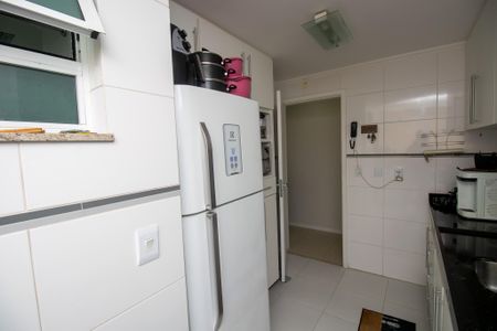 Apartamento à venda com 86m², 3 quartos e 2 vagas Apartamento à venda com 86m², 3 quartos e 2 vagasCozinha