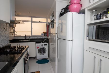 Apartamento à venda com 86m², 3 quartos e 2 vagas Apartamento à venda com 86m², 3 quartos e 2 vagasCozinha