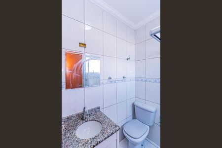 Casa à venda com 163m², 3 quartos e 2 vagasBanheiro suite 1