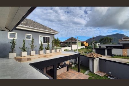 Casa de condomínio à venda com 504m², 4 quartos e 4 vagasVaranda