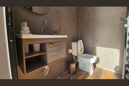 Casa de condomínio à venda com 504m², 4 quartos e 4 vagasLavabo 2