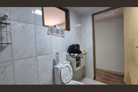 Casa de condomínio à venda com 504m², 4 quartos e 4 vagasBanheiro (anexo)
