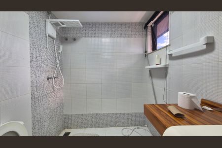 Casa de condomínio à venda com 504m², 4 quartos e 4 vagasBanheiro da Suíte 2