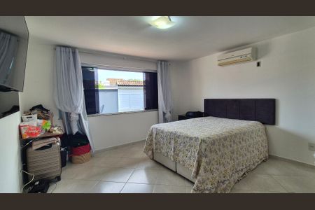Casa de condomínio à venda com 504m², 4 quartos e 4 vagasSuite 1