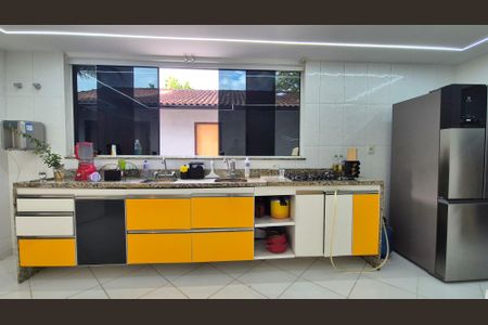 Casa de condomínio à venda com 504m², 4 quartos e 4 vagasCozinha