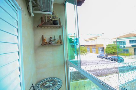 Casa à venda com 128m², 3 quartos e 2 vagasSacada Suíte