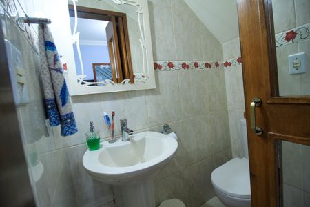 Casa à venda com 128m², 3 quartos e 2 vagasLavabo