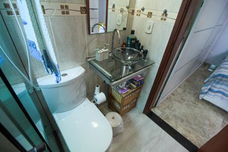 Casa à venda com 128m², 3 quartos e 2 vagasBanheiro Suíte