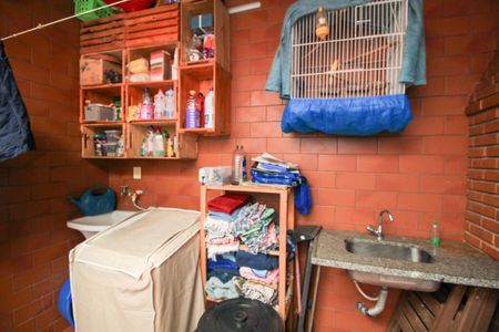 Casa à venda com 128m², 3 quartos e 2 vagasÁrea de Serviço