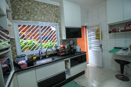 Casa à venda com 128m², 3 quartos e 2 vagasCozinha