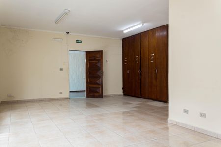 Casa para alugar com 375m², 3 quartos e 8 vagas Casa para alugar com 375m², 3 quartos e 8 vagasSala