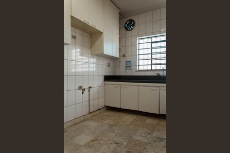 Casa para alugar com 375m², 3 quartos e 8 vagas Casa para alugar com 375m², 3 quartos e 8 vagasCozinha