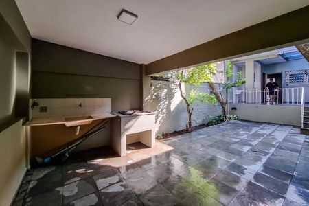 Casa à venda com 125m², 2 quartos e 1 vagaÁrea de Serviço