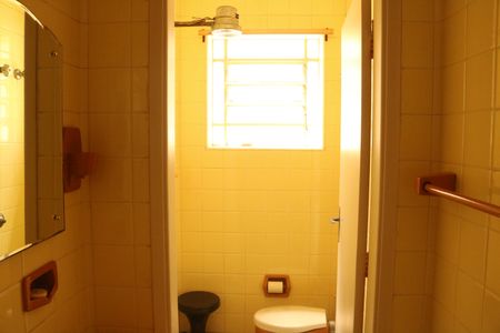 Casa à venda com 170m², 3 quartos e 1 vagaBanheiro