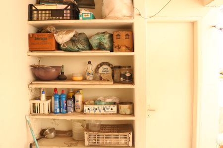 Casa à venda com 170m², 3 quartos e 1 vagaÁrea de Serviço