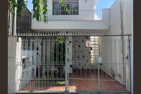 Casa à venda com 170m², 3 quartos e 1 vaga Casa à venda com 170m², 3 quartos e 1 vagaFachada