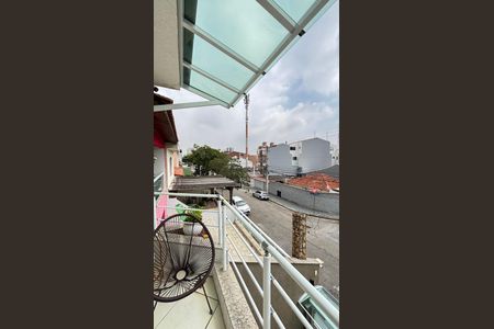 Casa à venda com 214m², 4 quartos e 4 vagas Casa à venda com 214m², 4 quartos e 4 vagasQuarto 4 Varanda