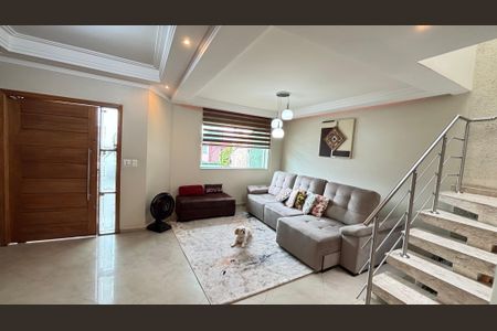 Casa à venda com 214m², 4 quartos e 4 vagas Casa à venda com 214m², 4 quartos e 4 vagasSala - Sala de Jantar