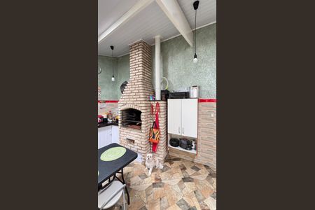 Casa à venda com 214m², 4 quartos e 4 vagas Casa à venda com 214m², 4 quartos e 4 vagasCozinha 2