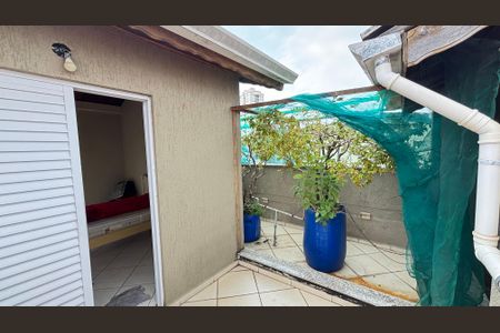 Casa à venda com 214m², 4 quartos e 4 vagas Casa à venda com 214m², 4 quartos e 4 vagasVaranda da Suíte 2