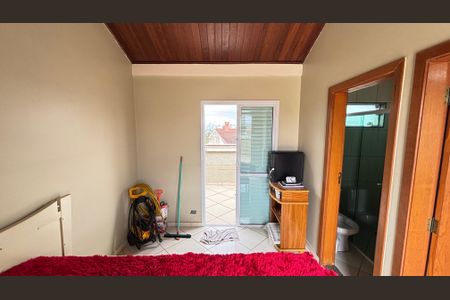 Casa à venda com 214m², 4 quartos e 4 vagas Casa à venda com 214m², 4 quartos e 4 vagassuite 2