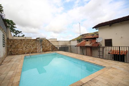 Casa de condomínio à venda com 250m², 4 quartos e 3 vagasÁrea comum - Piscina