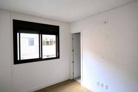 Apartamento à venda com 106m², 3 quartos e 2 vagasQuarto 3
