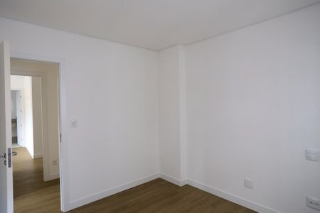 Apartamento à venda com 106m², 3 quartos e 2 vagasQuarto 3