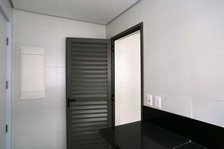 Apartamento à venda com 107m², 2 quartos e 3 vagasÁrea de Serviço