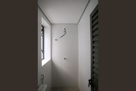 Apartamento à venda com 107m², 2 quartos e 3 vagasBanheiro de serviço