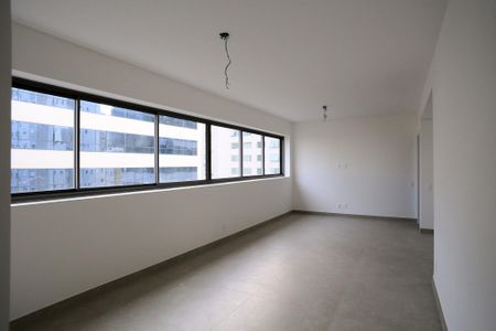 Apartamento à venda com 107m², 2 quartos e 3 vagasSala
