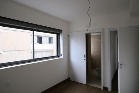Apartamento à venda com 107m², 2 quartos e 3 vagasQuarto 1