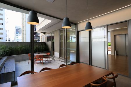 Apartamento à venda com 107m², 2 quartos e 3 vagasEspaço Gourmet