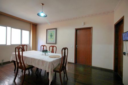 Apartamento à venda com 186m², 4 quartos e 2 vagasSala de Jantar