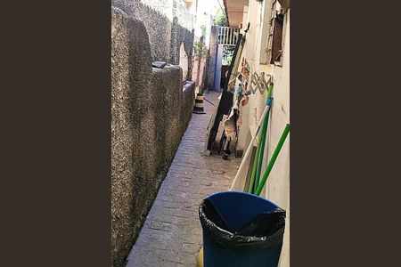 Casa à venda com 300m², 3 quartos e 2 vagas