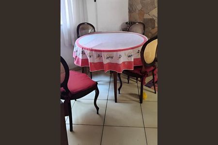 Casa à venda com 300m², 3 quartos e 2 vagas