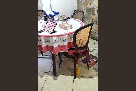 Casa à venda com 300m², 3 quartos e 2 vagas