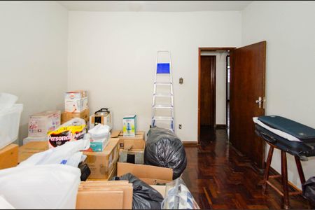 Casa à venda com 300m², 4 quartos e 2 vagasQuarto 3