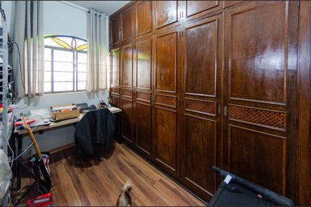 Casa à venda com 300m², 4 quartos e 2 vagasQuarto 1