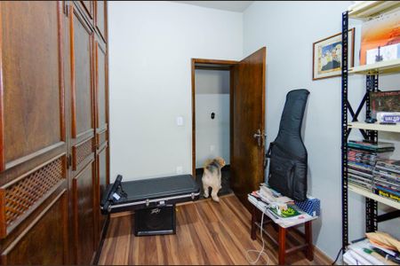 Casa à venda com 300m², 4 quartos e 2 vagasQuarto 1