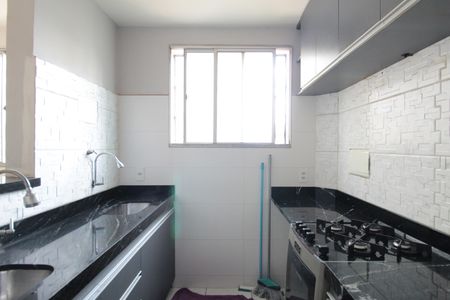 Apartamento para alugar com 45m², 2 quartos e 1 vagaCozinha e Área de Serviço