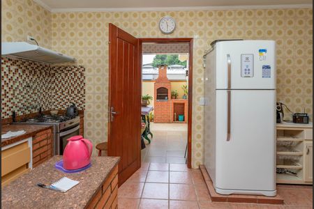 Casa à venda com 133m², 3 quartos e 2 vagas Casa à venda com 133m², 3 quartos e 2 vagasCozinha