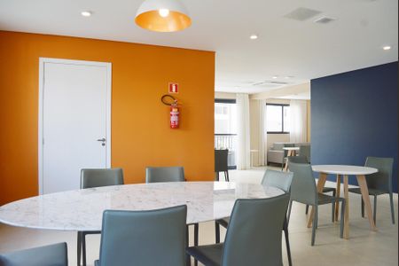 Apartamento para alugar com 55m², 2 quartos e 1 vagaÁrea comum - Salão de festas