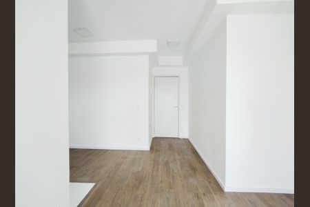 Apartamento à venda com 55m², 2 quartos e 1 vaga Apartamento à venda com 55m², 2 quartos e 1 vagaSala