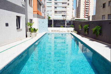 Apartamento à venda com 55m², 2 quartos e 1 vaga Apartamento à venda com 55m², 2 quartos e 1 vagaÁrea comum - Piscina