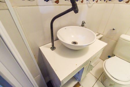 Casa à venda com 125m², 3 quartos e 2 vagas Casa à venda com 125m², 3 quartos e 2 vagasBanheiro da suíte