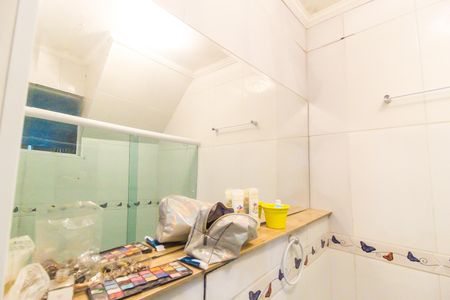 Casa à venda com 125m², 3 quartos e 2 vagas Casa à venda com 125m², 3 quartos e 2 vagasBanheiro da suíte